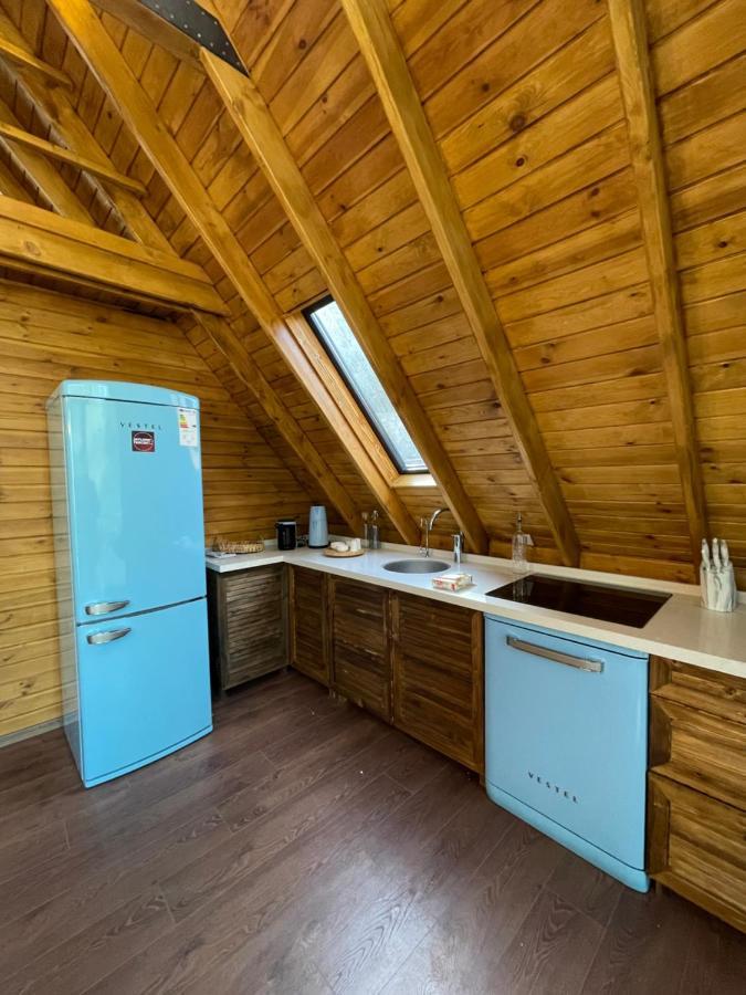 Panurlawoodenhouse Ozel Havuz& Sauna Mavi Luaran gambar